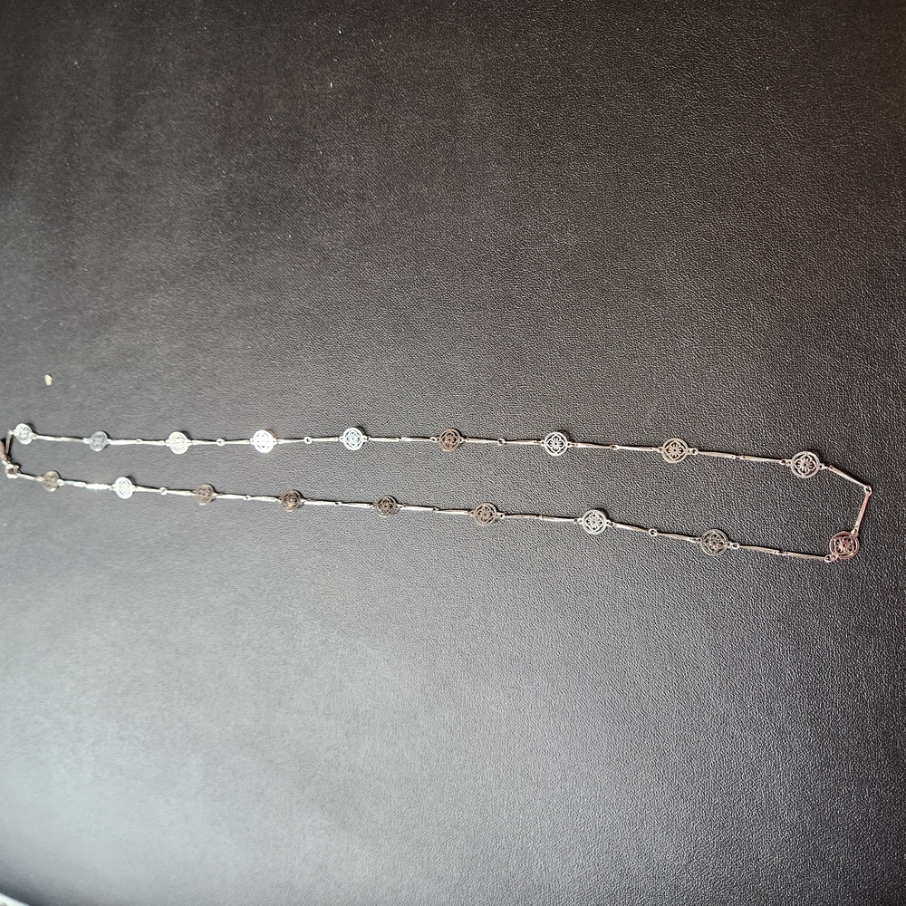 Elegant Silver Chain Necklace